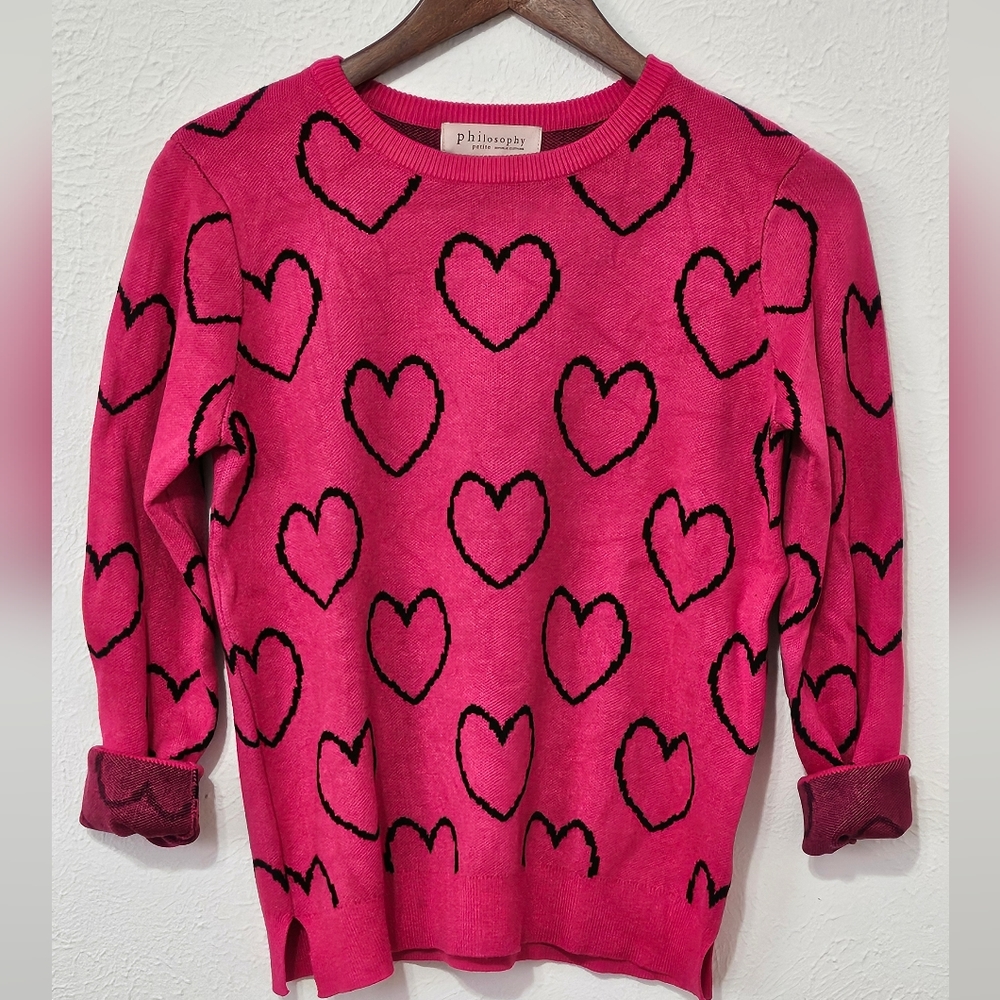 Philosophy petite small sweater - pink with black heart